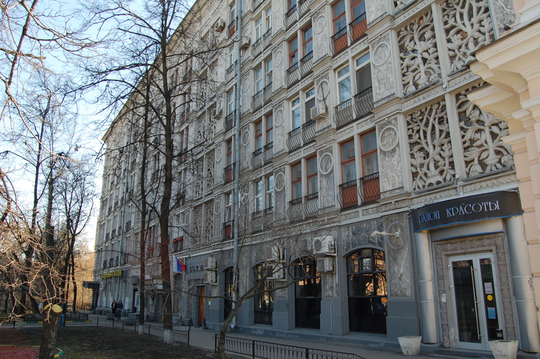 Ажурный дом)